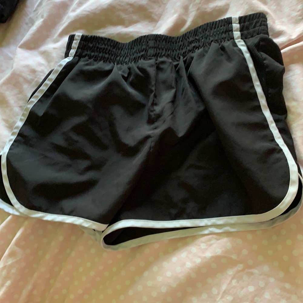 Black target champion shorts